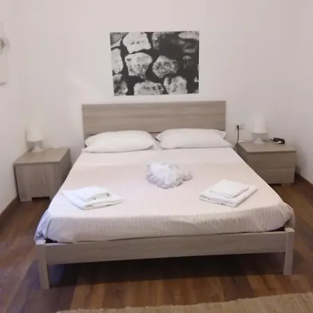 Gasthuis E Abbazia Di Piona Colico